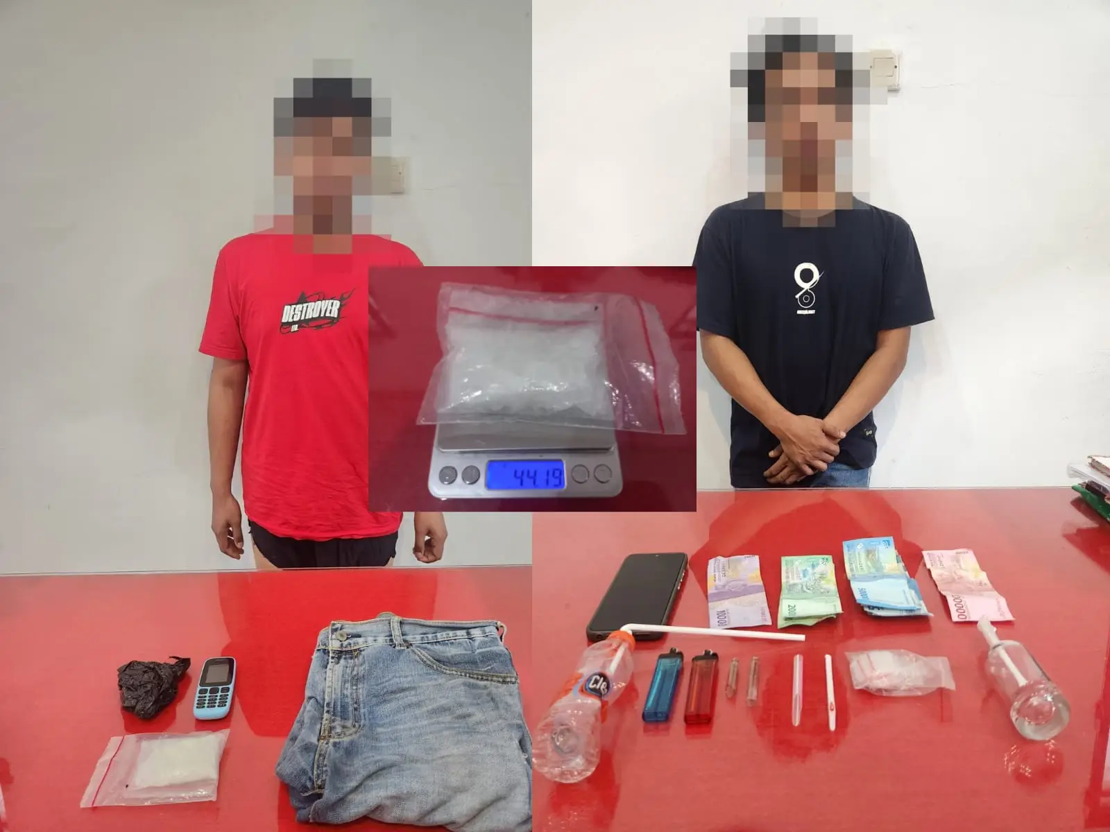 Pelaku pengedar sabu beserta barang bukti yang diamankan oleh Polres Ketapang, (Sumber Foto : Humas Polres Ketapang).